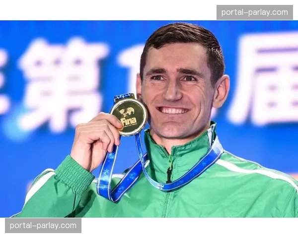 南非全国游泳赛：查德·勒·克洛斯200蝶夺冠，锁定英联邦运动会席位